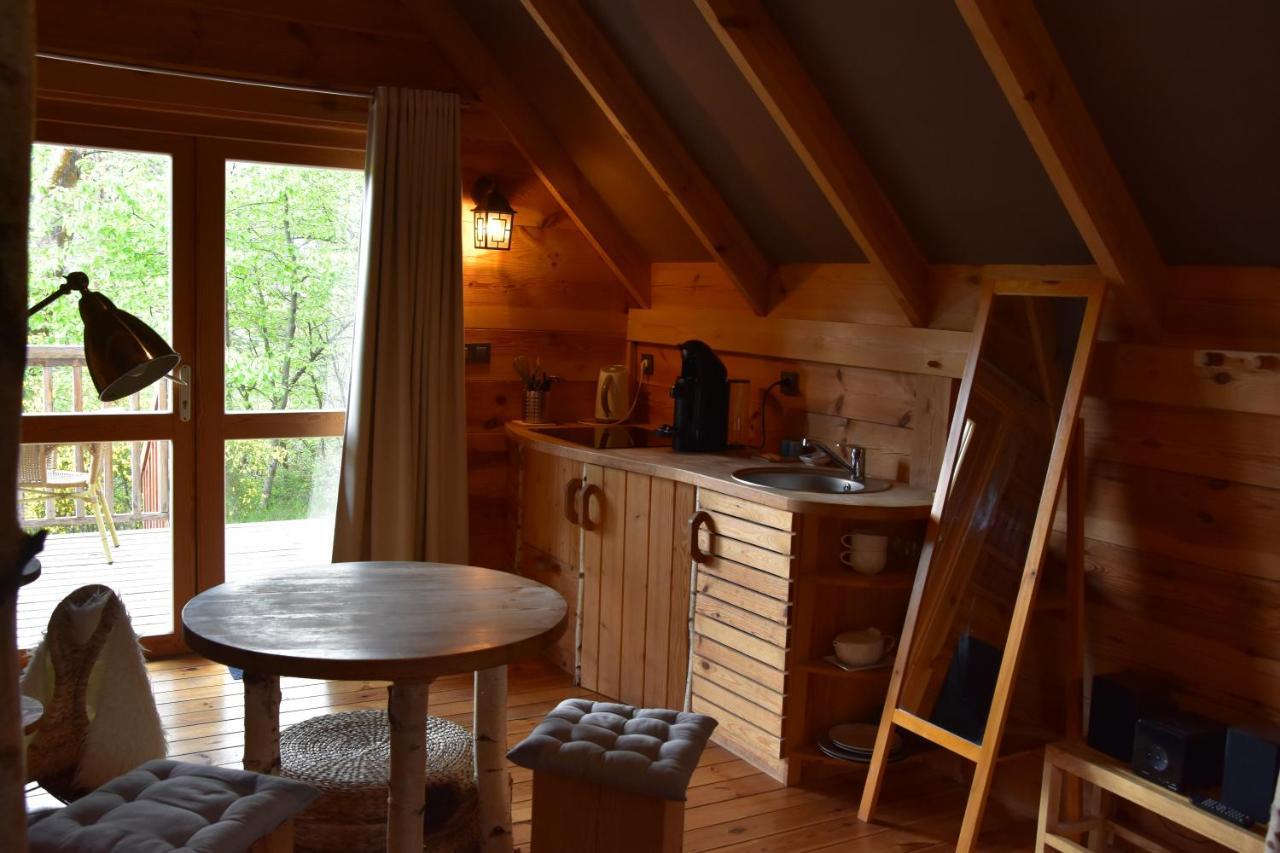 מורול Cabane Lodge Domaine Du Lac Chambon מראה חיצוני תמונה