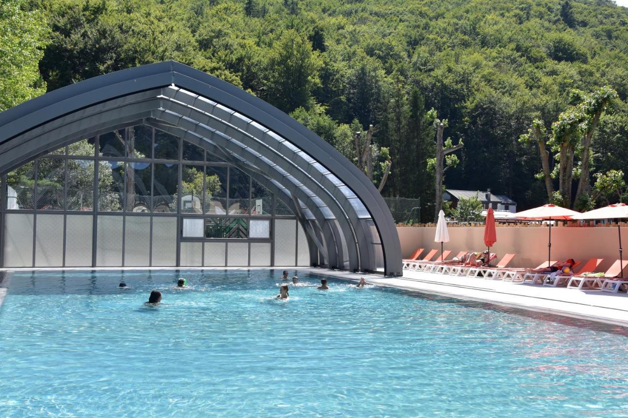 מורול Cabane Lodge Domaine Du Lac Chambon מראה חיצוני תמונה
