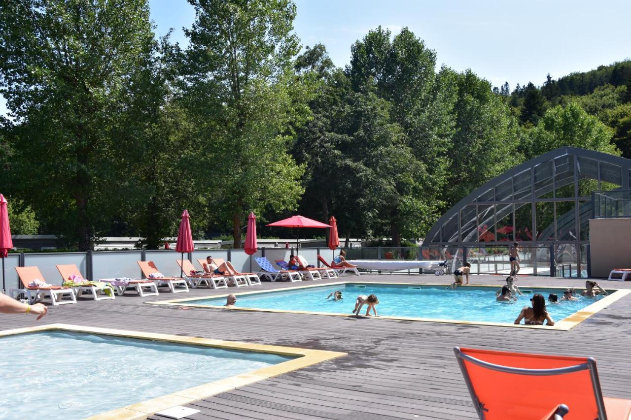 מורול Cabane Lodge Domaine Du Lac Chambon מראה חיצוני תמונה