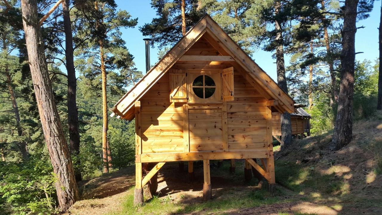 מורול Cabane Lodge Domaine Du Lac Chambon מראה חיצוני תמונה